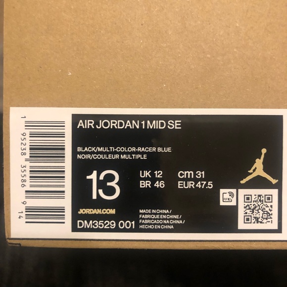 Air Jordan 1 Mid SE - Picture 5 of 5